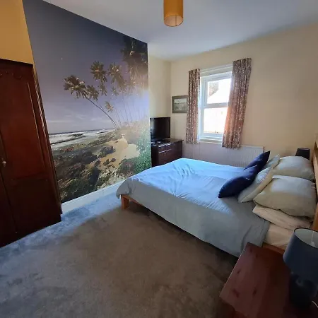 Whiteleys * Scarborough